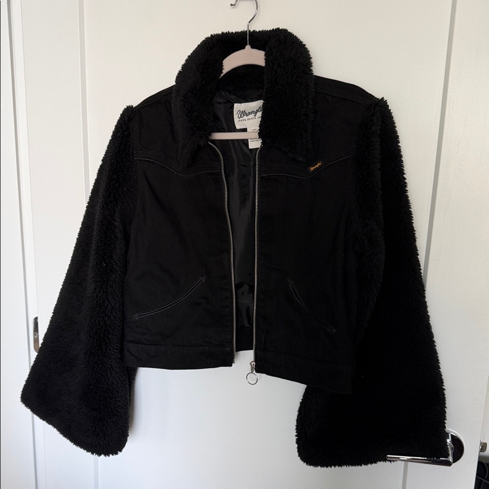 Wrangler Women's Black Teddy Jacket